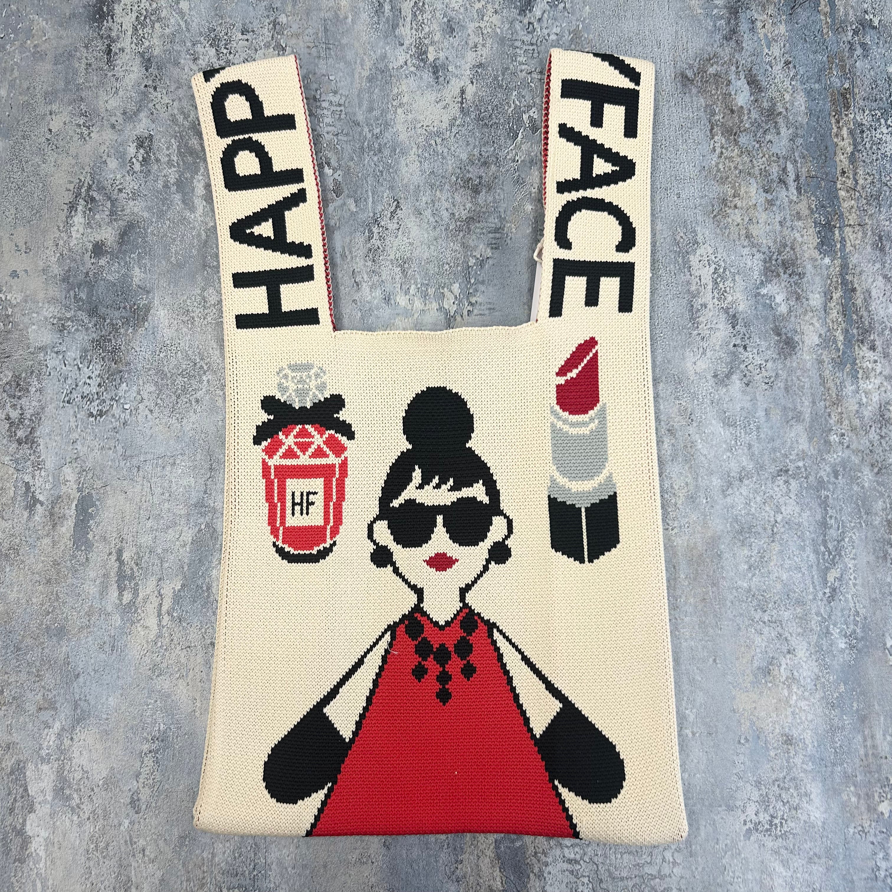 【HAPPYFACE】エマニットバッグ　ロゴとアイコン　レッド　※8/6〜8/12より配送予定