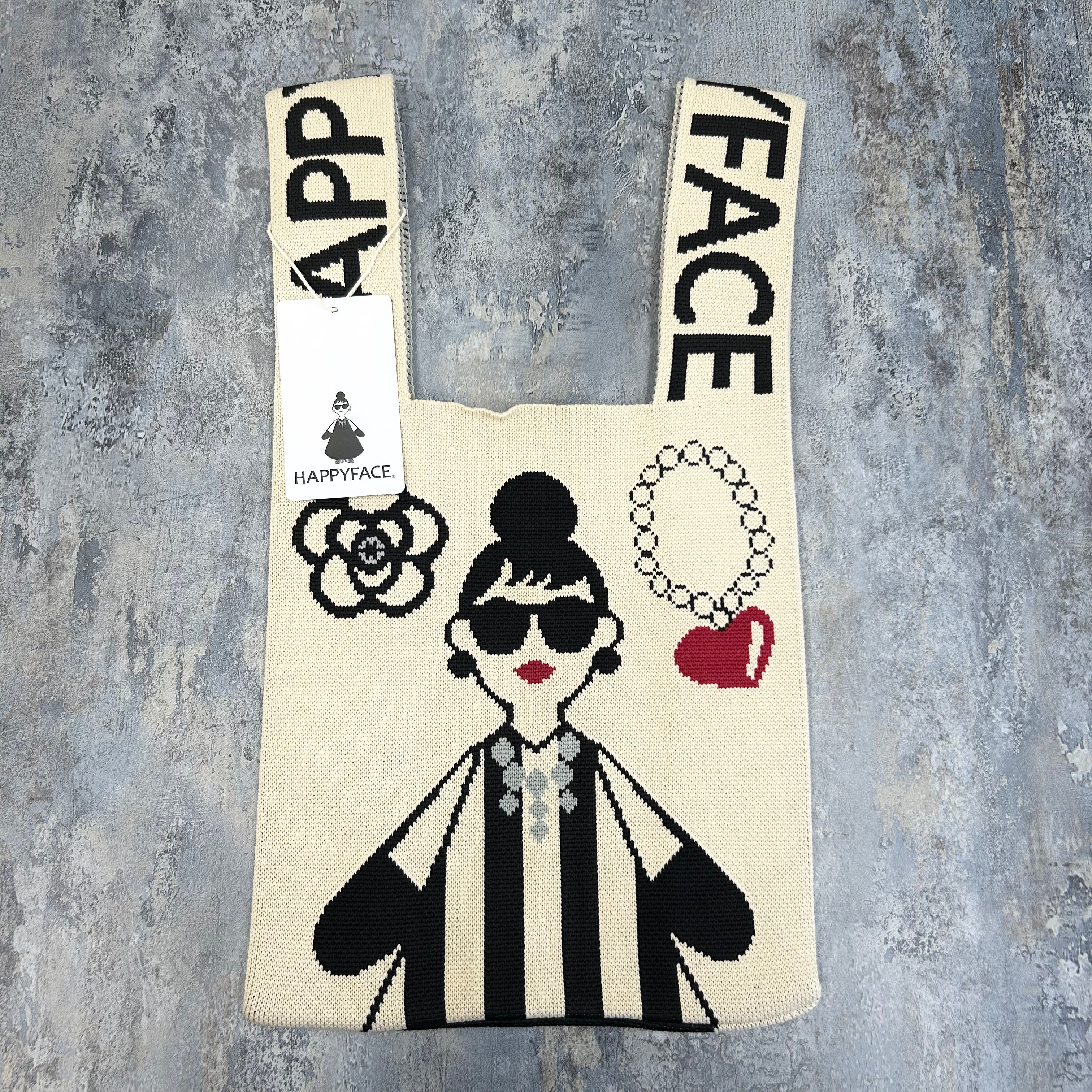 【HAPPYFACE】エマニットバッグ　ロゴとアイコン　ブラック　※8/6〜8/12より順次発送