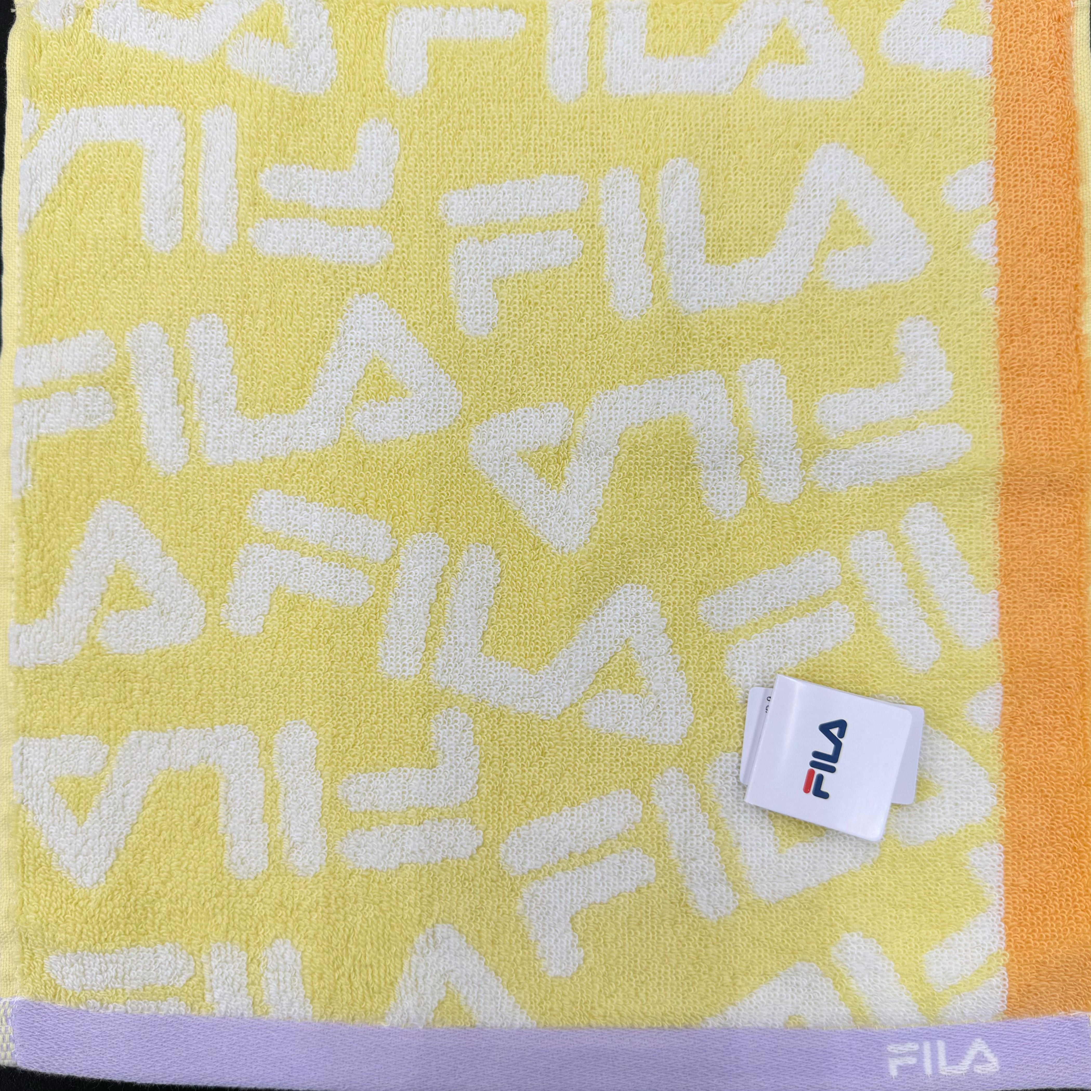 【FILA】ハンカチ　総柄ロゴ　3色　※6/25-28より順次配送