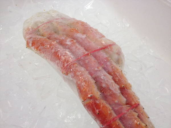 【北海道フェア　水産部門🐟】冷凍ボイルタラバ足(シュリンク)　800g　※5/25~31より順次発送予定　（クーポン対象商品）
