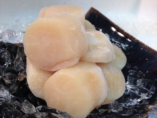 【北海道フェア　水産部門🐟】冷凍ホタテ貝柱 2Sサイズ　1kg /pc　※5/25~31より順次発送予定　（クーポン対象商品）