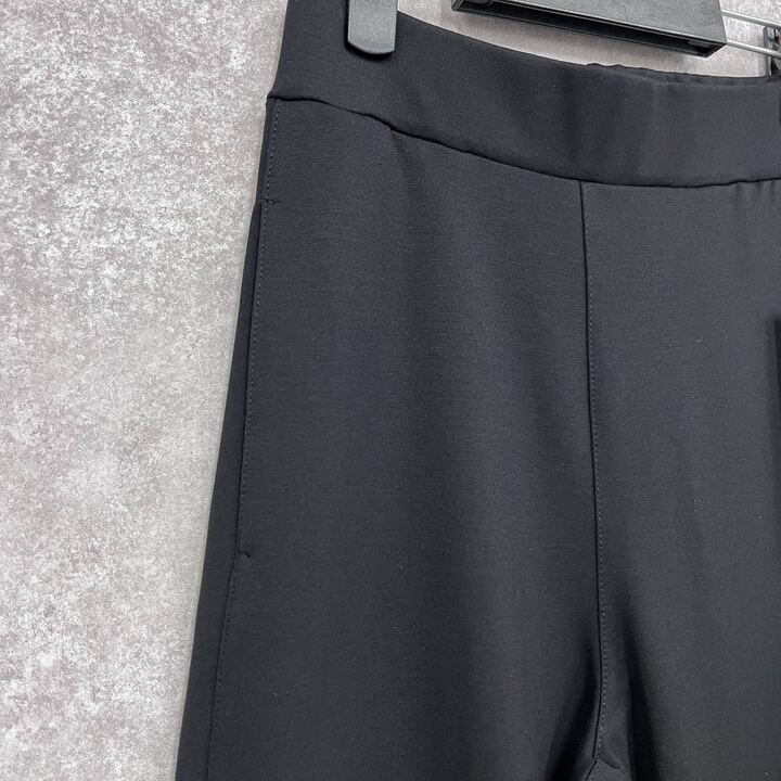 ストレッチストレートパンツ ブラック　※2/26〜3/4頃より順次発送予定