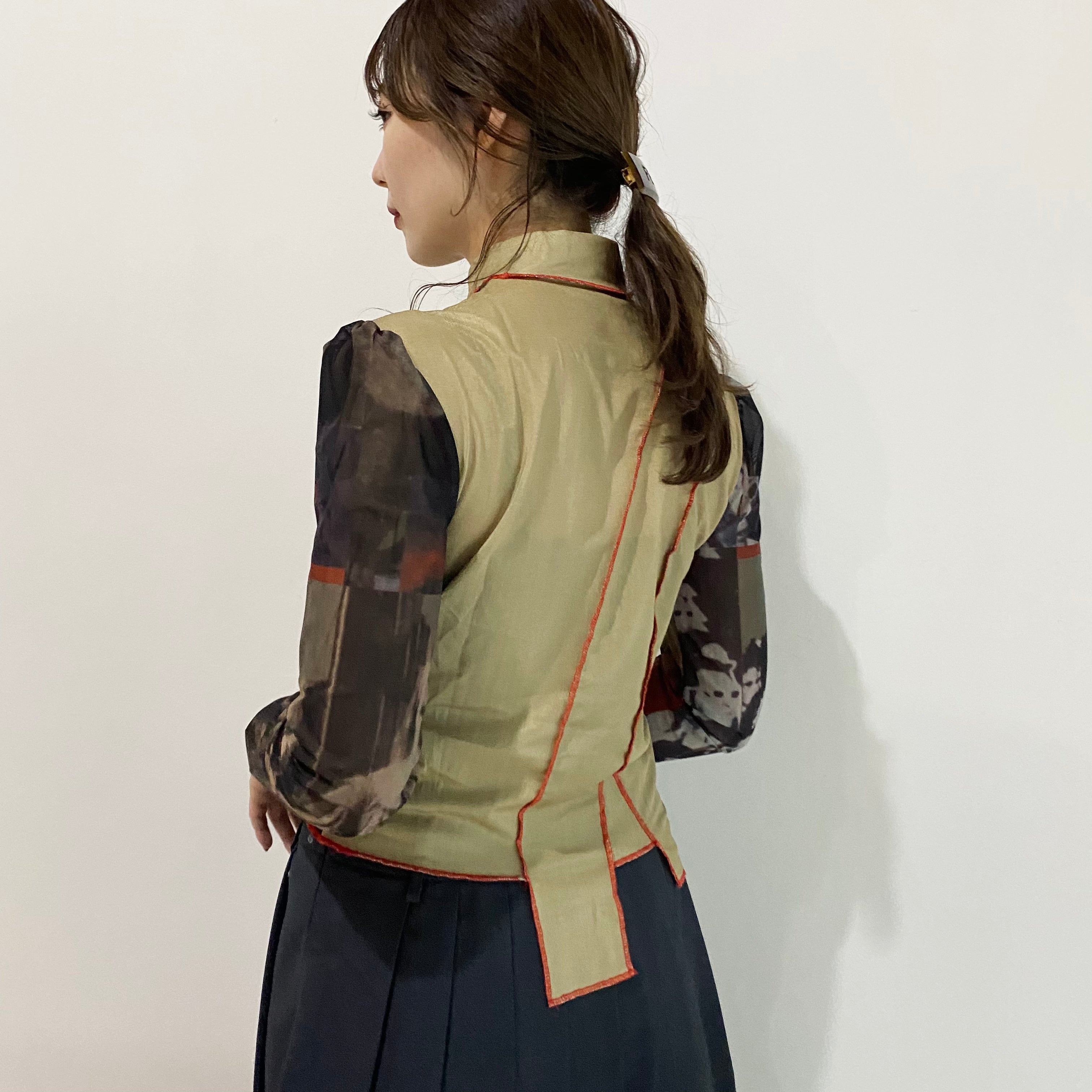 【Nt0356】アートシースルートップス　　※9/24~30より事務所から発送